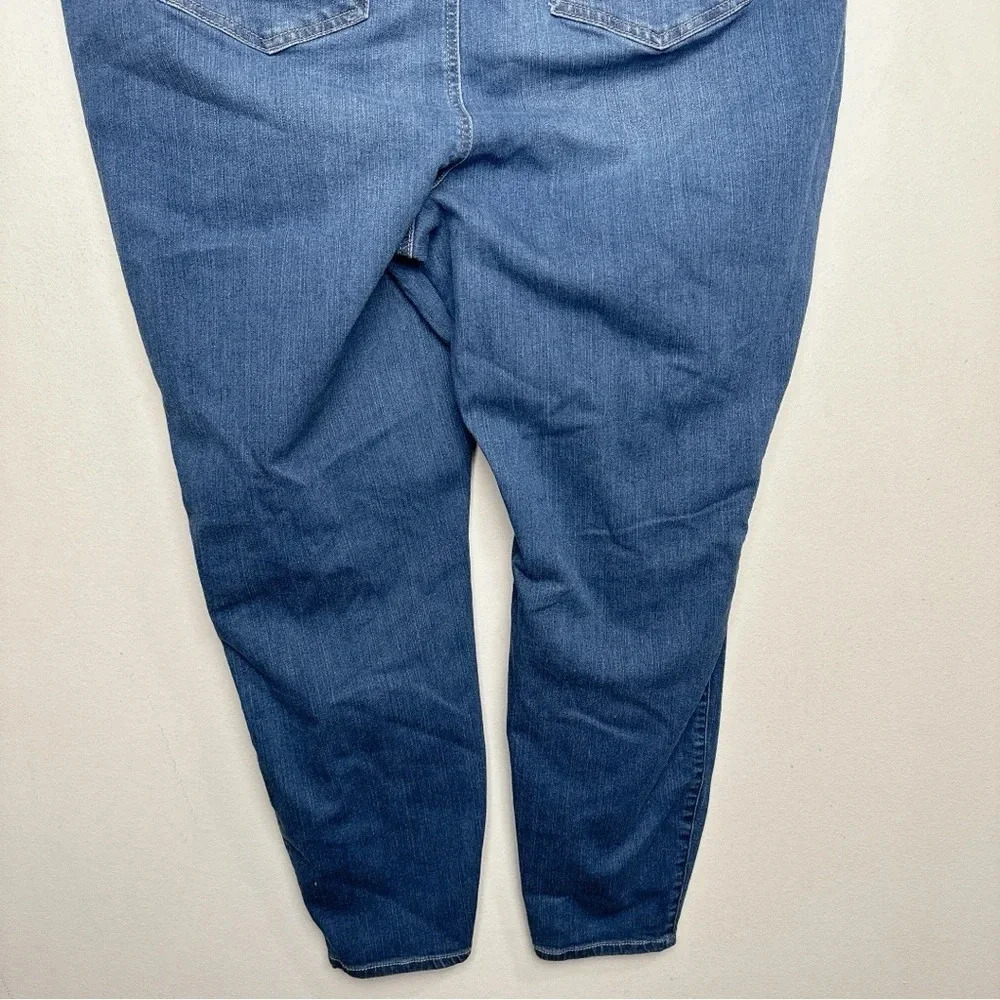 Torrid Womens 26R Bombshell Skinny Premium Stretch High-Rise Jean - Picture 12 of 13